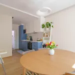 Bacelos Pink House - Riverfront With Jacuzzi Tatil Evi Soure