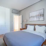 Bacelos Pink House - Riverfront With Jacuzzi