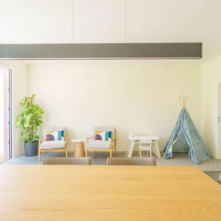 Σπίτι διακοπών Bacelos Pink House - Riverfront With Jacuzzi