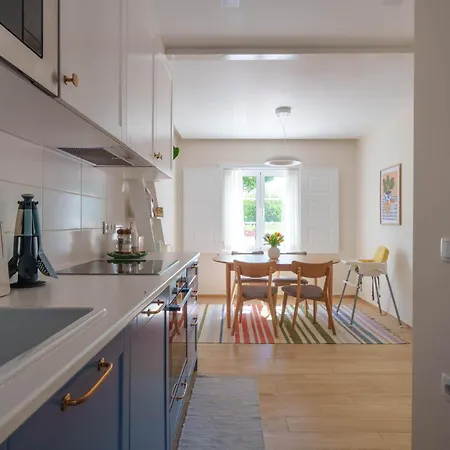 Σπίτι διακοπών Bacelos Pink House - Riverfront With Jacuzzi *