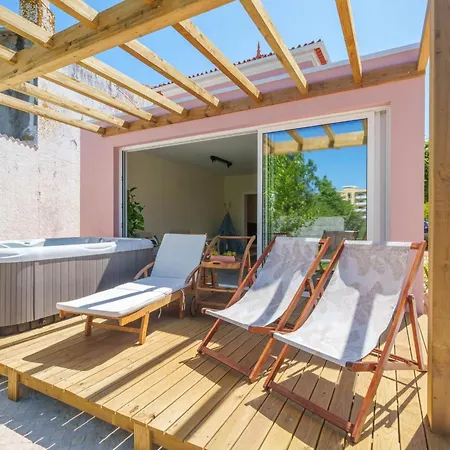 Bacelos Pink House - Riverfront With Jacuzzi * Soure